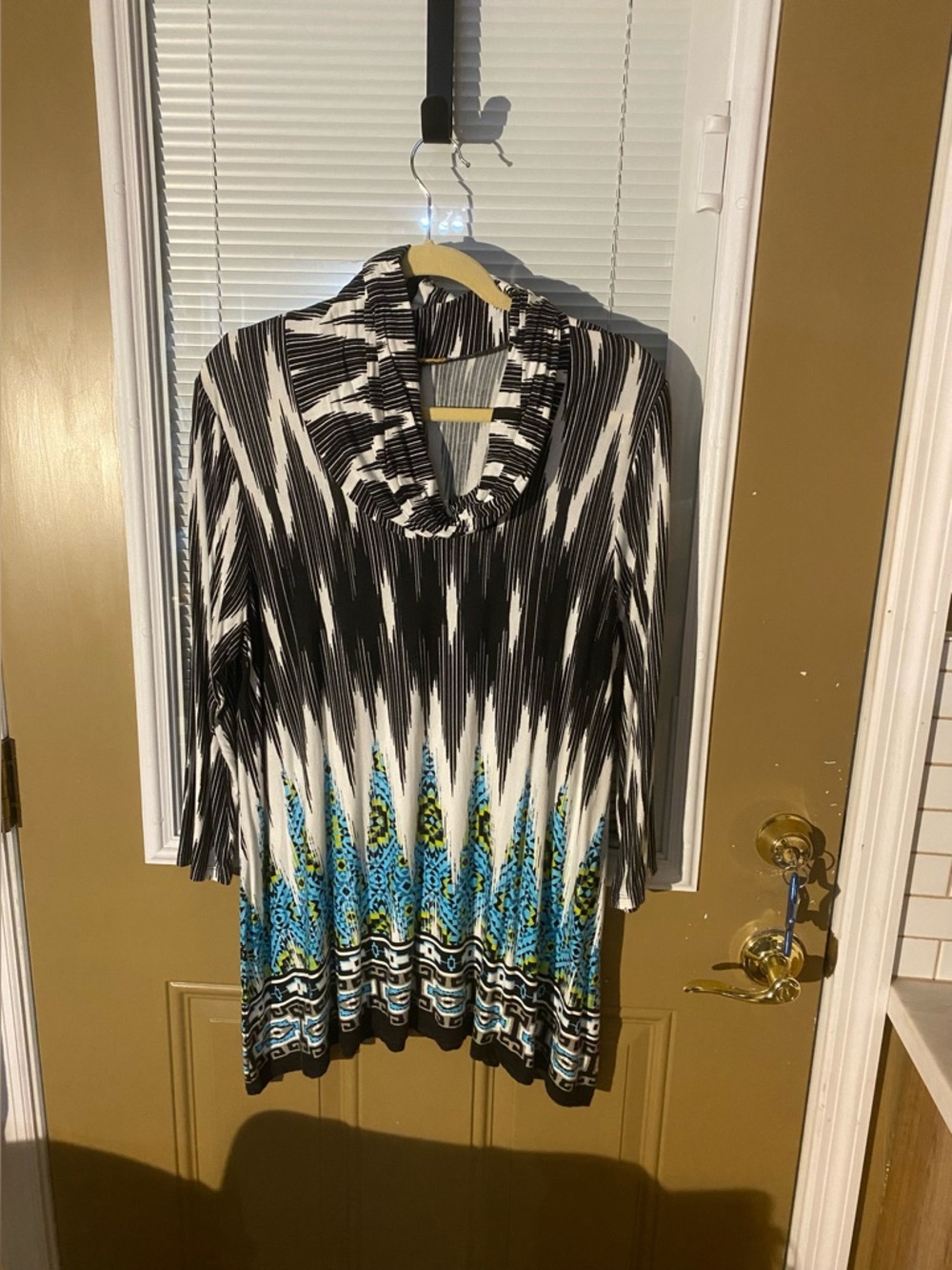 Ruby Rd. Black, White and Blue Cowl Neck Tunic